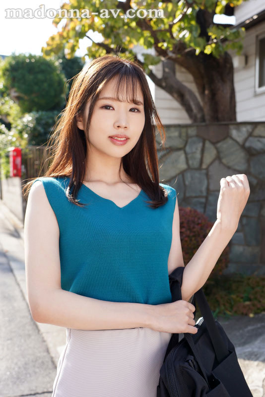 新井リマ(新井里真)作品JUQ-266发布！昔日很土的学生进化成「超性感巨乳人妻」请求收留一晚