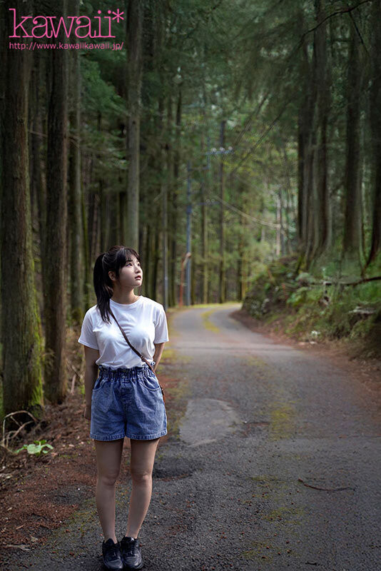 柊みおり(柊美织)出道作品CAWD-880发布！翻到爷爷的A片⋯于是她跑来东京找变态欧吉桑调教了！