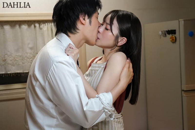糸谷芽衣(dldss-438)和AV第一帅蓝井优太偷人后⋯她完全复活了！