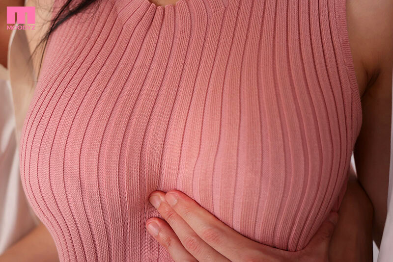 堀田真央作品MIDV-987发布！就想看老师的巨乳！被学生围攻的可怜女教师&#8230;