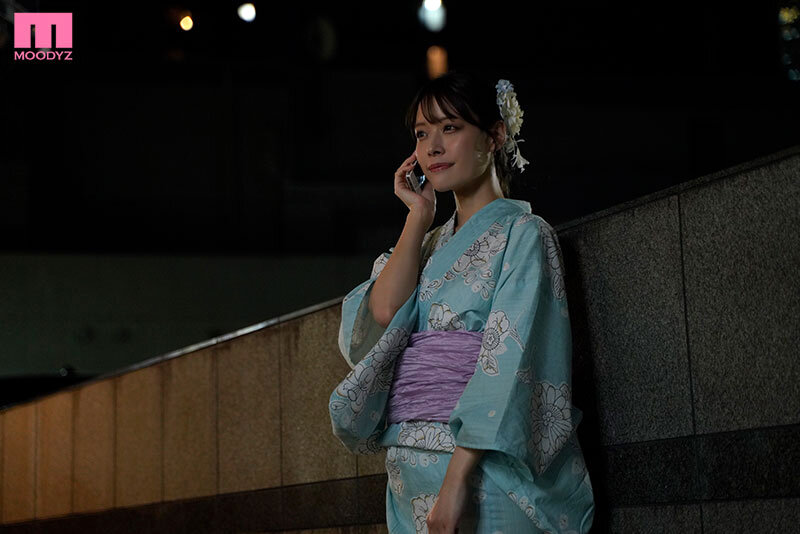 八木奈々(八木奈奈)作品MIDA-428发布!花火大会偶遇正妹老师!躲雨时把已订婚的她睡走了!