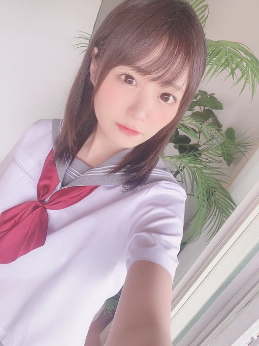 日向日影(日向ひかげ)出道作品番号及封面,日向日影个人简介