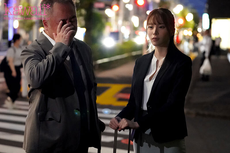 佐佐仓彩(CAWD-939)大物新人落难！ 167公分、G罩杯、大长腿的笹仓彩解禁被狂射20发！