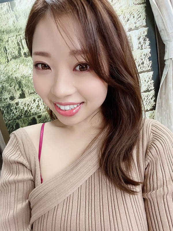 最新推荐!G乳肥美臀肉欲姐姐「长泽里实」精选作品介绍……