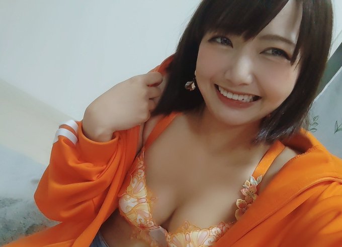 星乃莉子出道作品番号及封面，星乃莉子个人简介