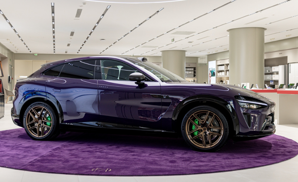 小米宣布:YU7拿下1月国内乘用车销冠!无任何定语 小米宣布:YU7拿下1月国内乘用车销冠!无任何定语