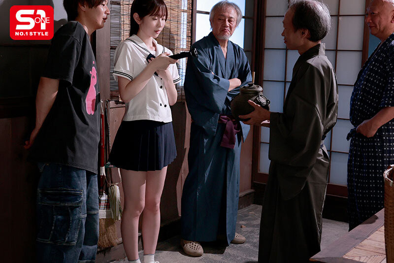 白上惠美香(SNOS-079)扮演网红大锅炒！这是白上咲花拍得最辛苦的作品！