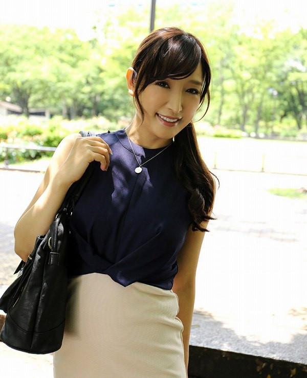 最新推荐！AV实境秀被挑逗硬上的人妻「松井优子」精选作品介绍……