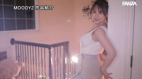 (MIDA-643）现役女子大生I罩杯！在床上很肉食的桃尻うらら(桃尻丽)一抠就喷水！