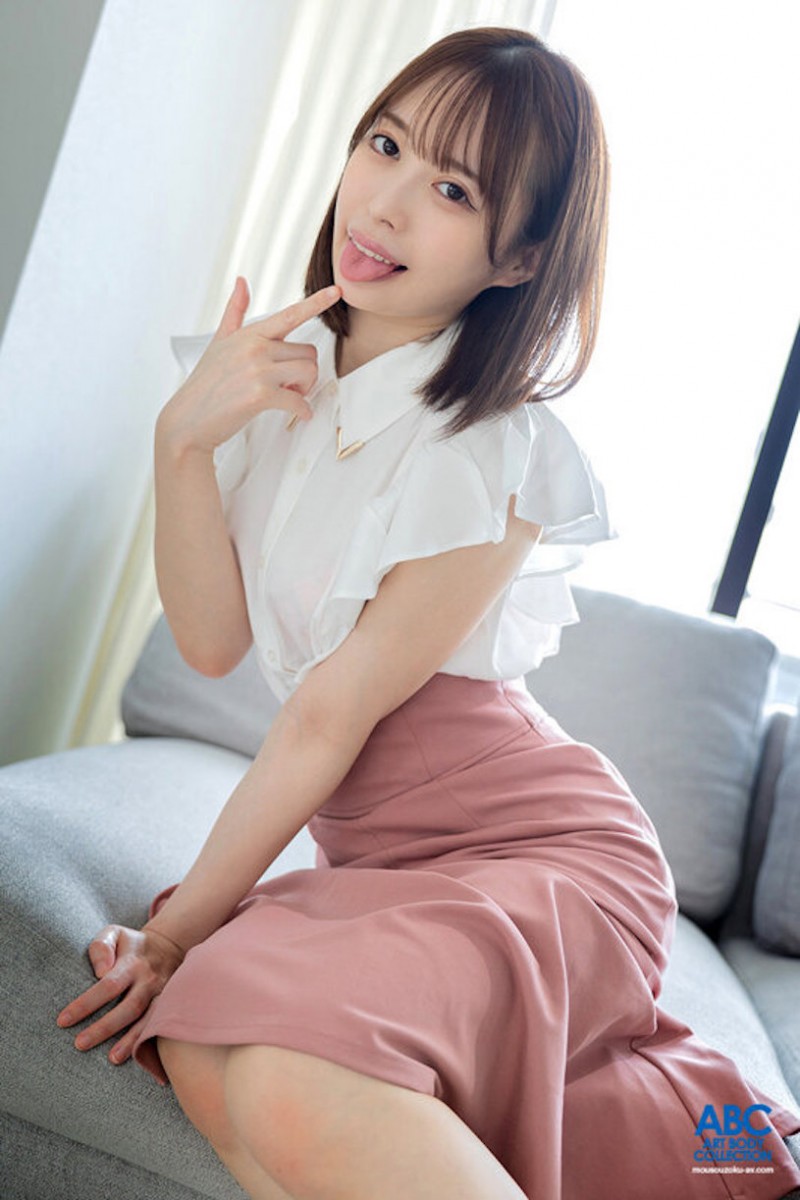 最新推荐！25岁纯欲感制服妹《天马唯》精选作品介绍……