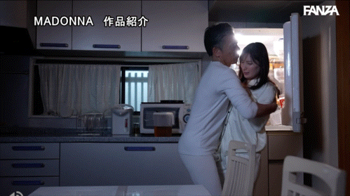 中村美羽(JUR-094)鬼父田渊出手！最美女鬼富江老公搞完公公搞！