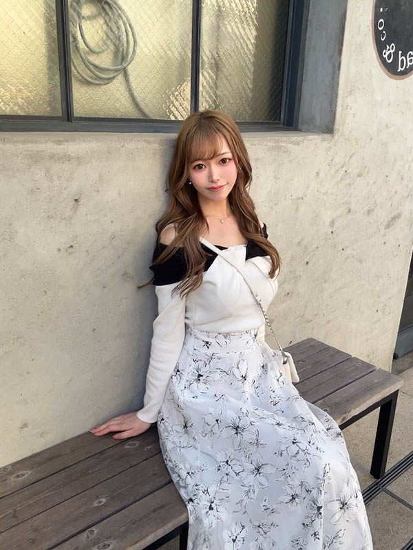 恋月乃爱(MFYD-158)热爱美食与美酒的25岁美乳人妻正式出道!沉醉于愉悦体验的肉食系魅力!